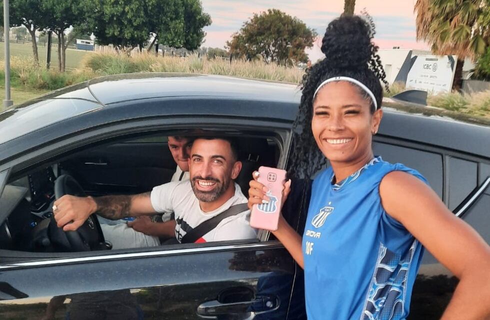 Talleres y sus Santos goleadores: también en el Femenino, con su refuerzo brasileña