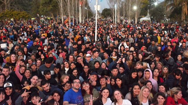 Una multitud celebró los 141 años de Susana