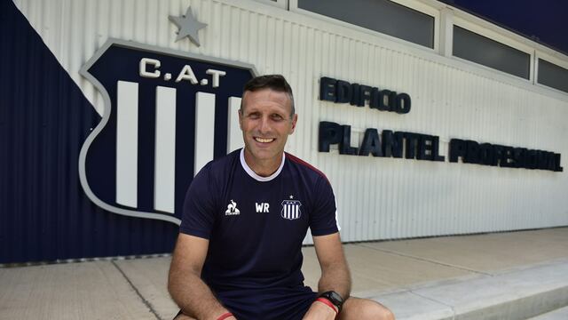 La sonrisa de Walter Ribonetto. Recupera una pieza clave en Talleres, para un partido crucial.