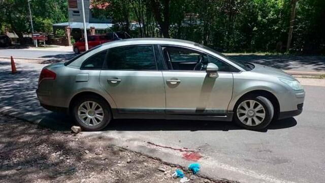 El auto que aplastó a la mujer en Calamuchita  (Radio Unna).