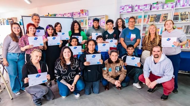 Reconocieron al colegio Sábato por el compromiso con la Causa Malvinas