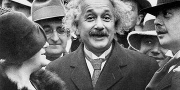 ¿Para ser científico hay que estar un poco loco? La historia de Einstein y otros grandes de la Física