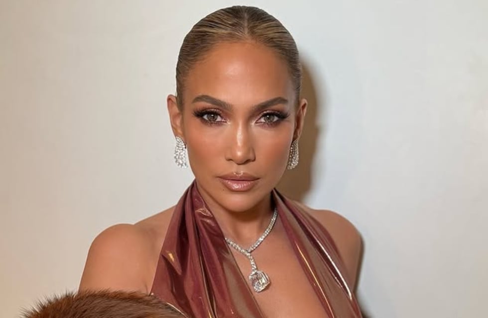 Así quedo el rostro de Jennifer Lopez tras sufrir un accidente y recibir puntos de sutura