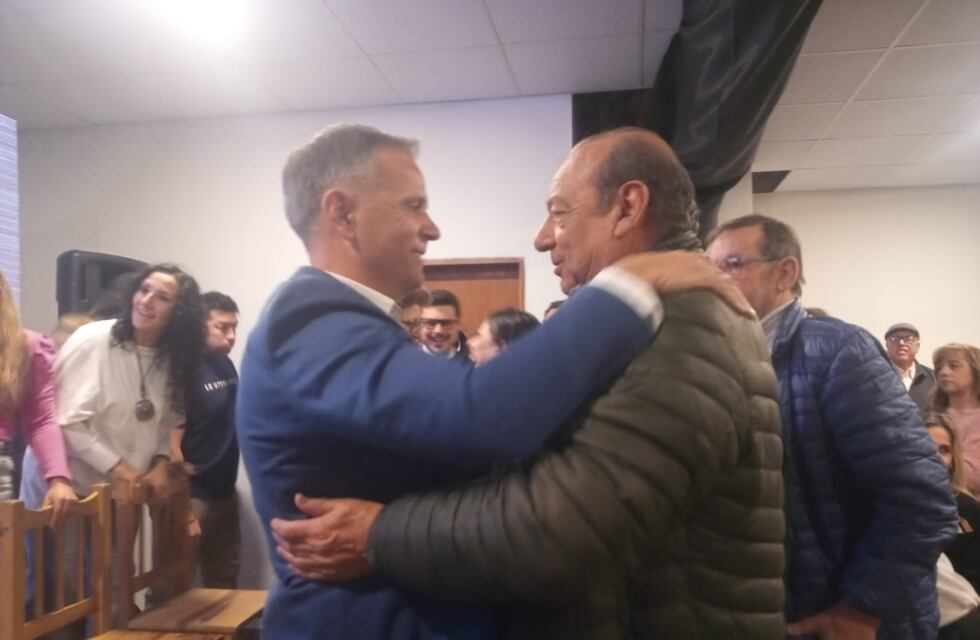 Elecciones 2023 en Tres Arroyos: Werner Nickel de Movimiento Vecinal Renovación presentó su lista