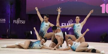 Los mendocinos Kevin Riveros, Gala Jofré, Ignacio Domínguez, Guadalupe Méndez, Guadalupe González y Valentina Oros, Mundial Fig de Gimnasia Aeróbica Deportiva