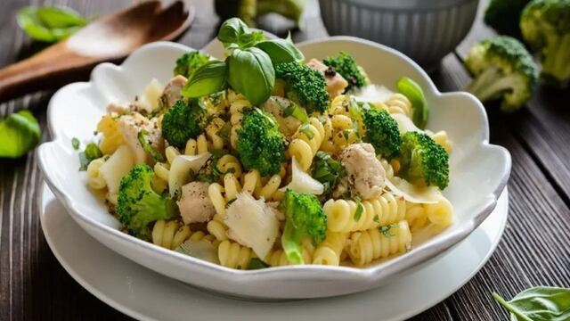 Cómo comer fideos de manera saludable.