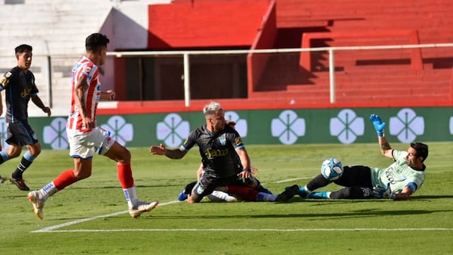 Unión cayó goleado ante Atlético Tucumán