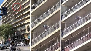 Heroico rescate de un nene en Rosario: quedó colgando del balcón en un 8° piso y los vecinos lo salvaron.
