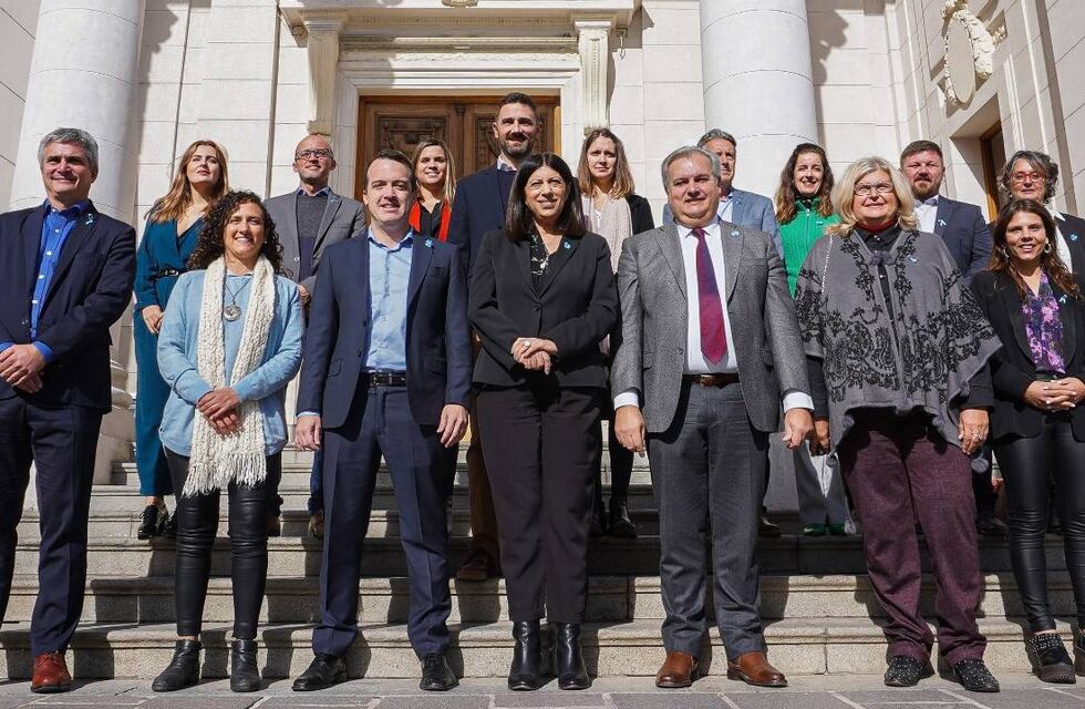 El socialismo presentó su proyecto para reformar la Constitución provincial