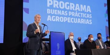 "Prohibir la exportación es atentar contra la producción cordobesa", descargó el Gobernador (prensa Gobierno de Córdoba).