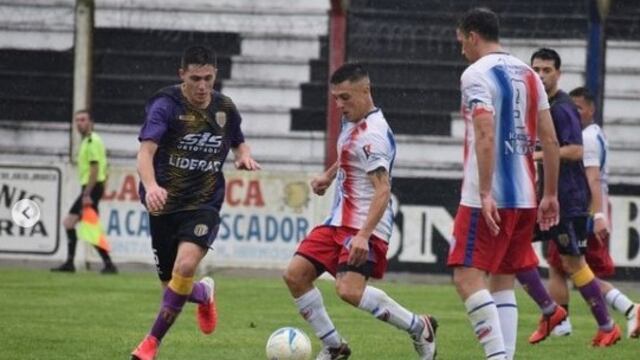 Rosario cayó ante Tiro Federal por 1 a 0. (Foto: https://www.instagram.com/planetacrpb/)