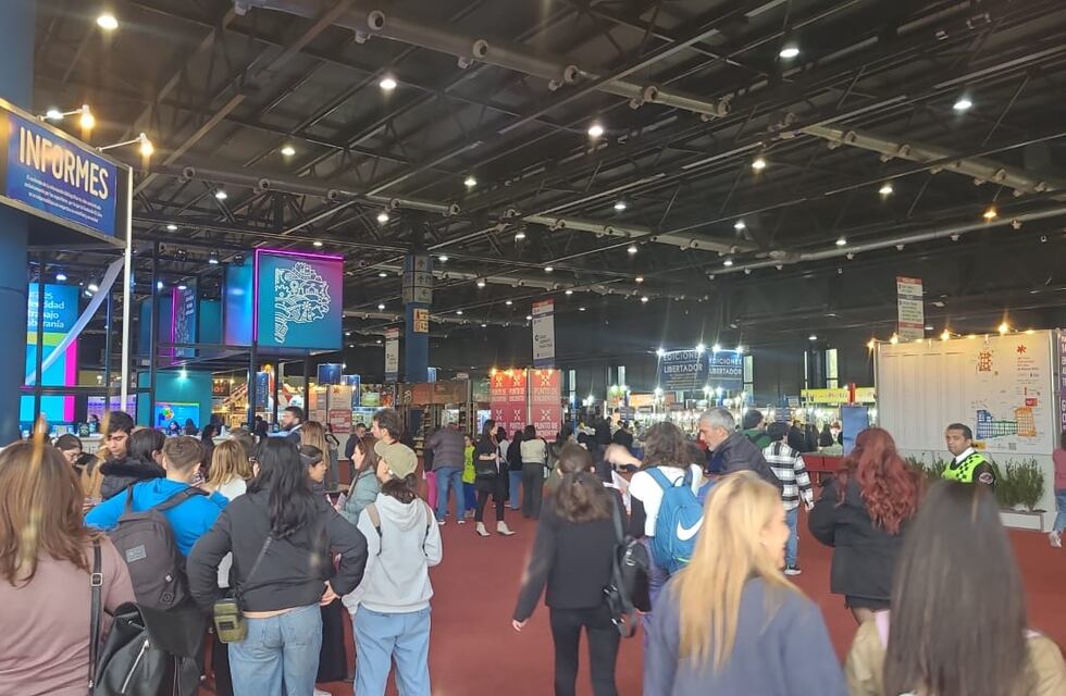 Gonzales Chaves presente en la 48º edición de la Feria del Libro