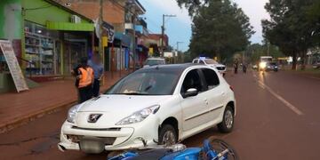 Garuhapé: detienen a automovilista que conducía alcoholizado y atropelló a un motociclista