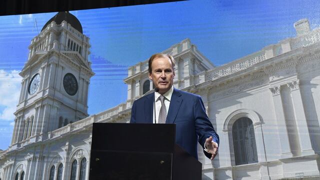 Bordet definió sacar el componente impositivo provincial de tarifa de la energía eléctrica.