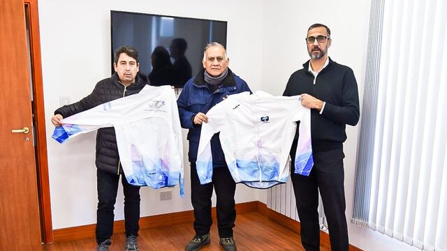 Los integrantes de la fundación “Herederos de Malvinas” recibieron indumentaria