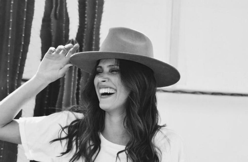 Una estudiante e influencer recomienda planes para disfrutar del día y la noche mendocina