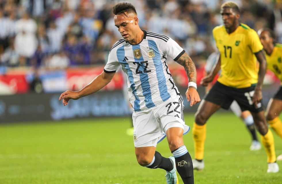 Argentina venció 3 a 0 Jamaica con dos goles de Lionel Messi