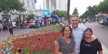 Luis Castellano con María Angélica Amongero y Delfina Barreiro