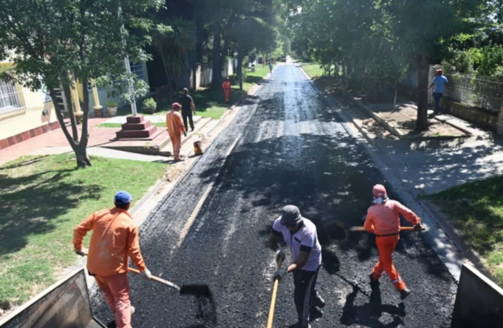 Bahía Blanca: el Municipio avanza con la pavimentación de 100 cuadras