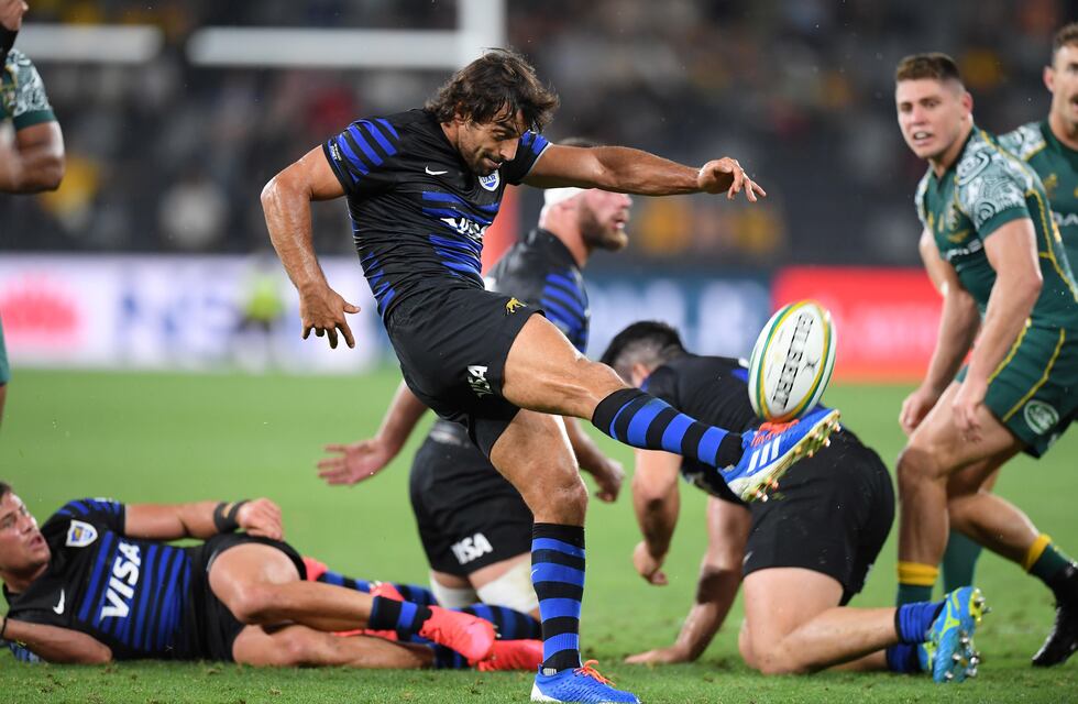 Los Pumas lucieron un parche con el número “10” en homenaje a Diego Maradona