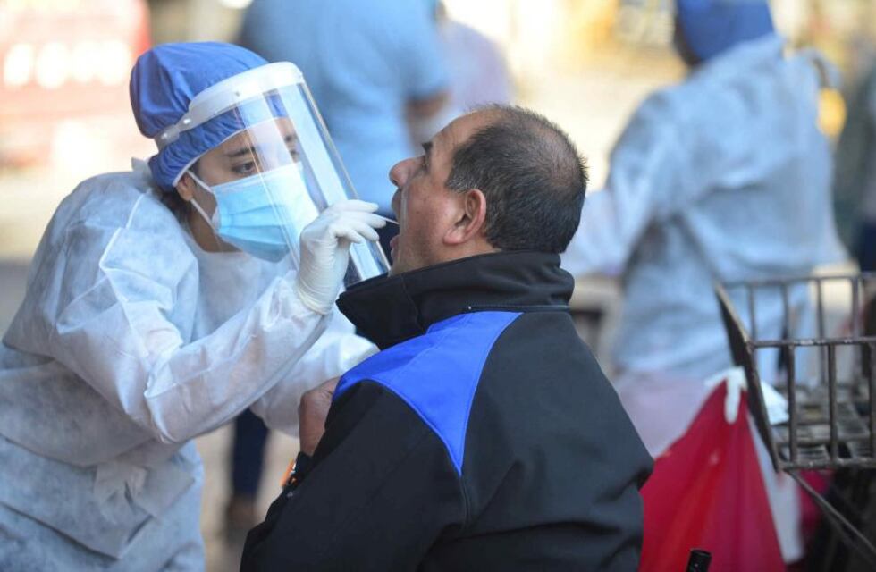 Coronavirus y otro récord en Córdoba: más de 5.000 casos y 48 muertes