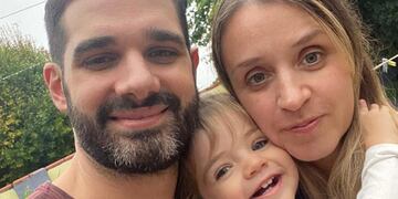 Valentina Rocatti festeja sus dos añitos con su familia. (Archivo)