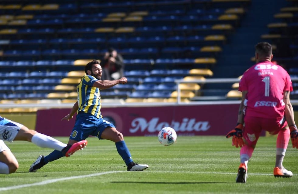 Rosario Central terminó con la mala racha de no poder convertir en el primer tiempo