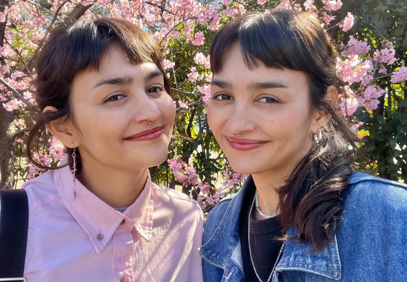 Daiana y Carmina Gonella, las gemelas de En el barro.
