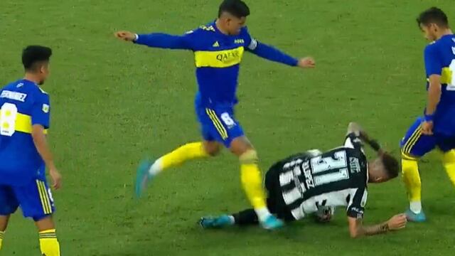 La feroz patada de Marcos Rojo ante Central Córdoba. Tarjeta amarilla...