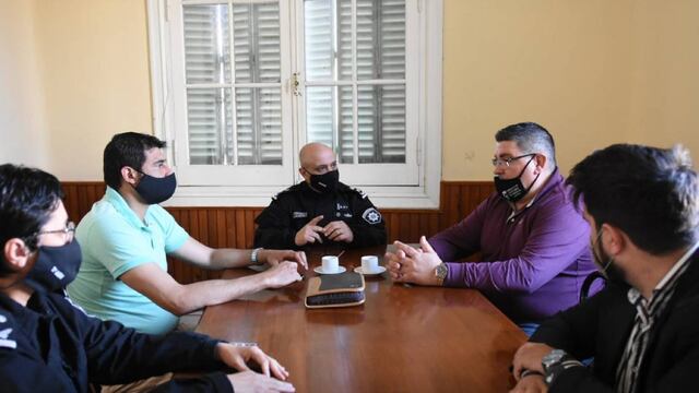 Reunión por seguridad en las estaciones de servicio