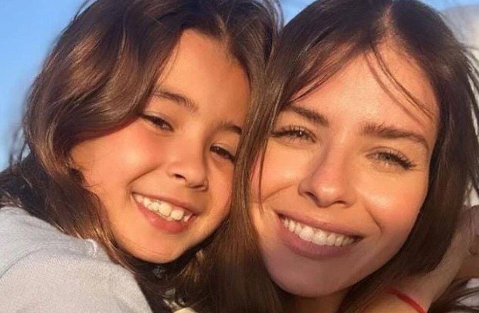 La China Suárez sorprendió al combinar un look relajado de entre casa con su hija Rufina