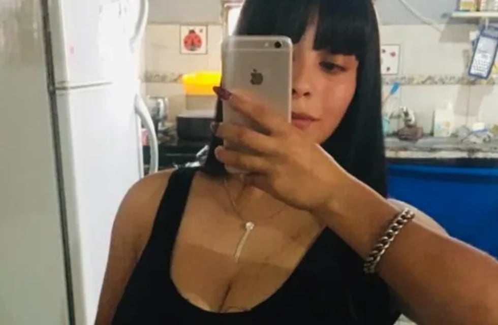 Mataron a tiros a una joven que protegió a su bebé en brazos: un sospechoso de 17 años fue detenido