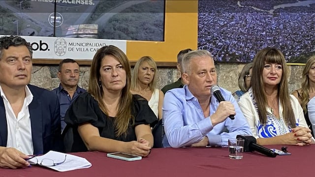 Cloacas, Avilés brindo un conferencia de Prensa.