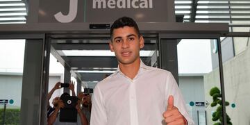 El zaguero Cristian Romero, citado para los partidos de la Selección ante Chile y Colombia.