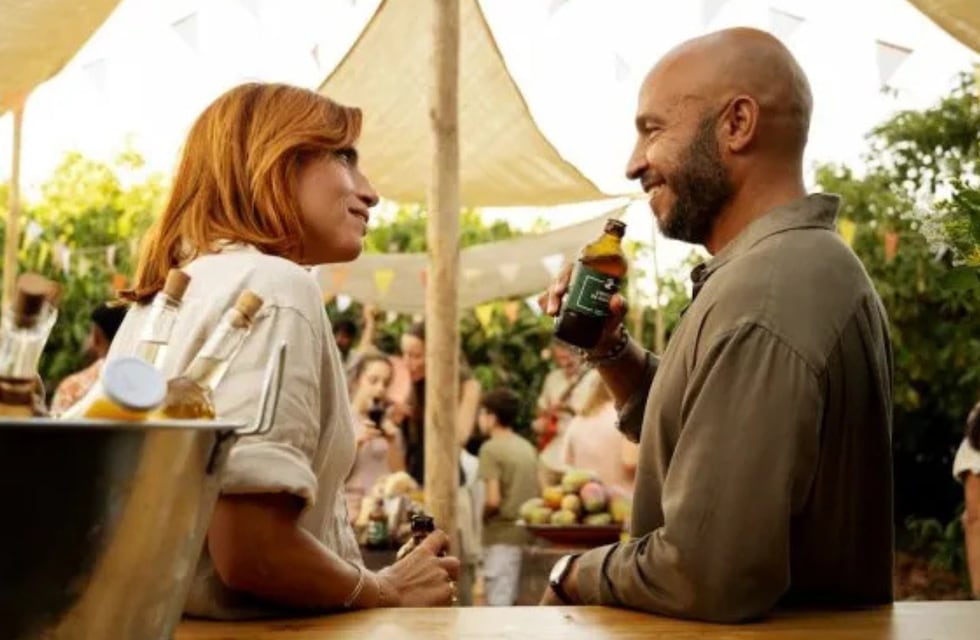 Netflix: la película romántica que profundiza en la intimidad de una pareja y va camino a ser un éxito total