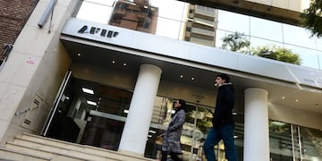 Empleados de Afip anticiparon medidas de fuerza en contra del cierre del organismo.