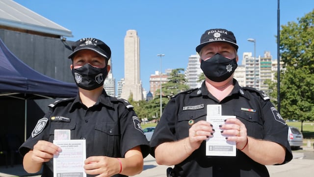 Vacunación de policías santafesinos. (Gobierno de Santa Fe)