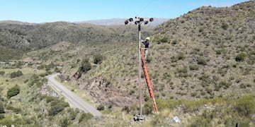 El gobierno licitó la instalación de una red de fibra óptica en el ddepartamento San Martín para mejorar la red de Wifi gratuíto que ofrece en toda la provincia. Gentileza ANSL