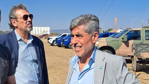 El ministro de Seguridad, Juan Pablo Quinteros, ofrece una conferencia de prensa para informar el estado de situación de los incendios. (Nicolás Bravo / La Voz)