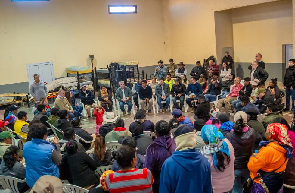 Laguna Blanca: el Gobierno coordina obras, asistencia y reactivación productiva