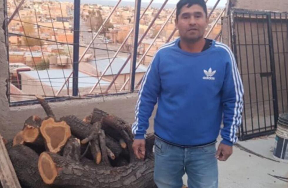 Sorprendente gesto en Chubut: se le había roto el vehículo para repartir leña y un vecino le regaló su camioneta