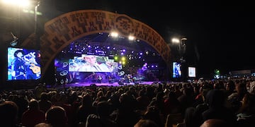 ID:4737748 festival de folklore cosquin 2019 ultima noche chaqueño palavecino foto carlos romero