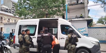 Comisario general Fabio Ferreyra: "Cumplimos con medidas necesarias y con la documentación de cada uno".