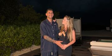 Cuti Romero y Karen Cavaller disfrutan de sus vacaciones en Turcos y Caicos.