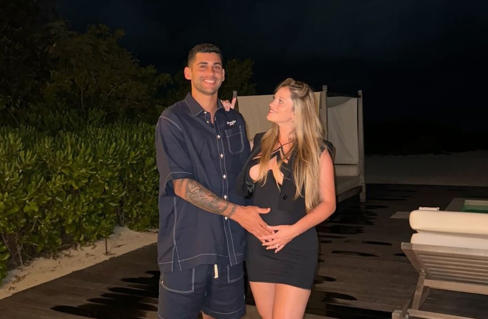 El posteo del Cuti Romero que desató bromas de su esposa y la Selección: “La típica foto de papá en...”