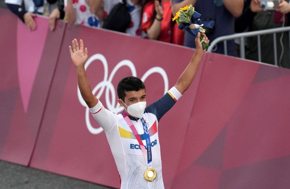 Tokio 2020: Richard Carapaz se quedó con un oro histórico en Ciclismo de ruta
