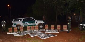 Secuestran en una vivienda de Oberá  5.000 atados de cigarrillos sin el aval legal