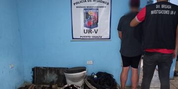 Efectivos policiales detuvieron a otro involucrado en el robo e incendio del depósito en Puerto Iguazú.