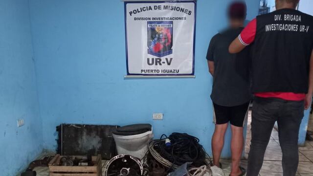 Efectivos policiales detuvieron a otro involucrado en el robo e incendio del depósito en Puerto Iguazú.
