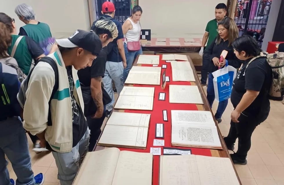 Salió a la luz un tesoro en Jujuy: valioso hallazgo en la Escuela Normal “Juan I. Gorriti”